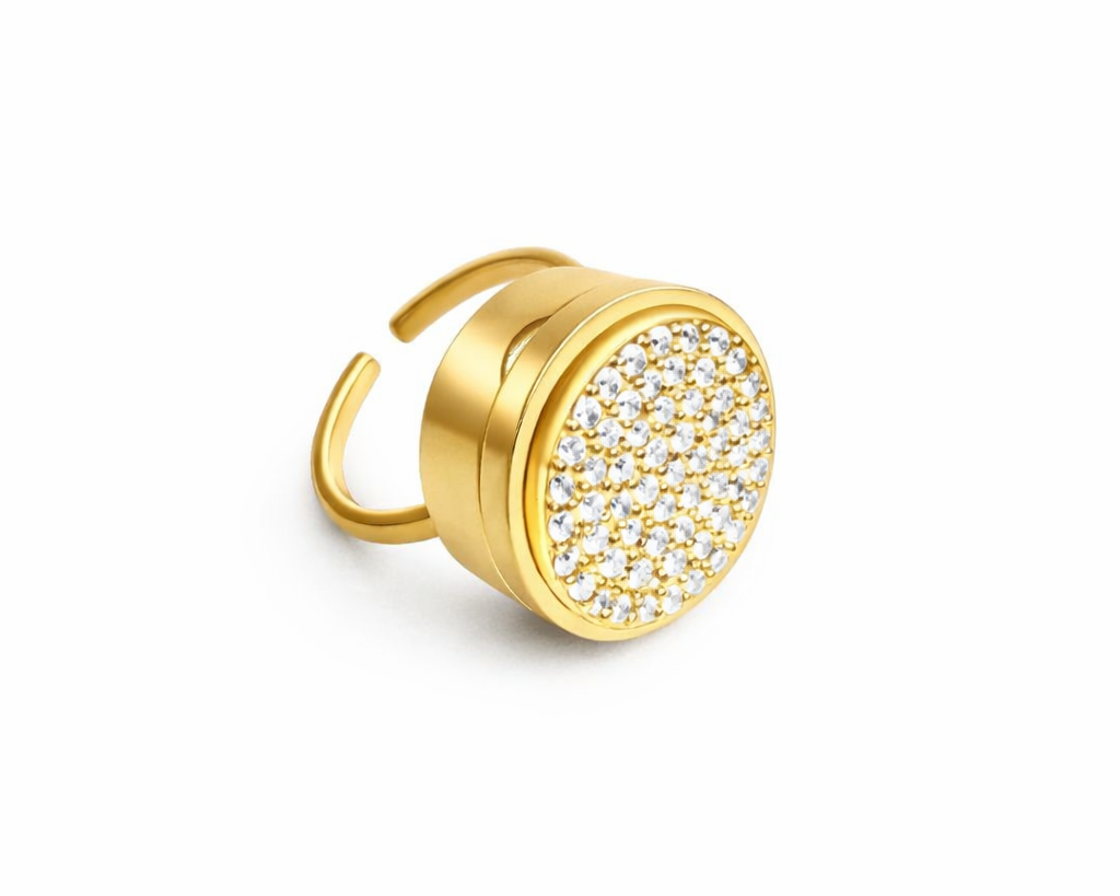 Crystal Pavé Lip Balm Ring in 14K Gold