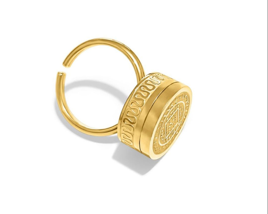 Boho Lip Balm Ring in 14K Gold