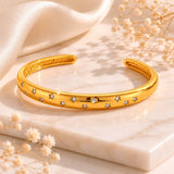 Lola Cuff