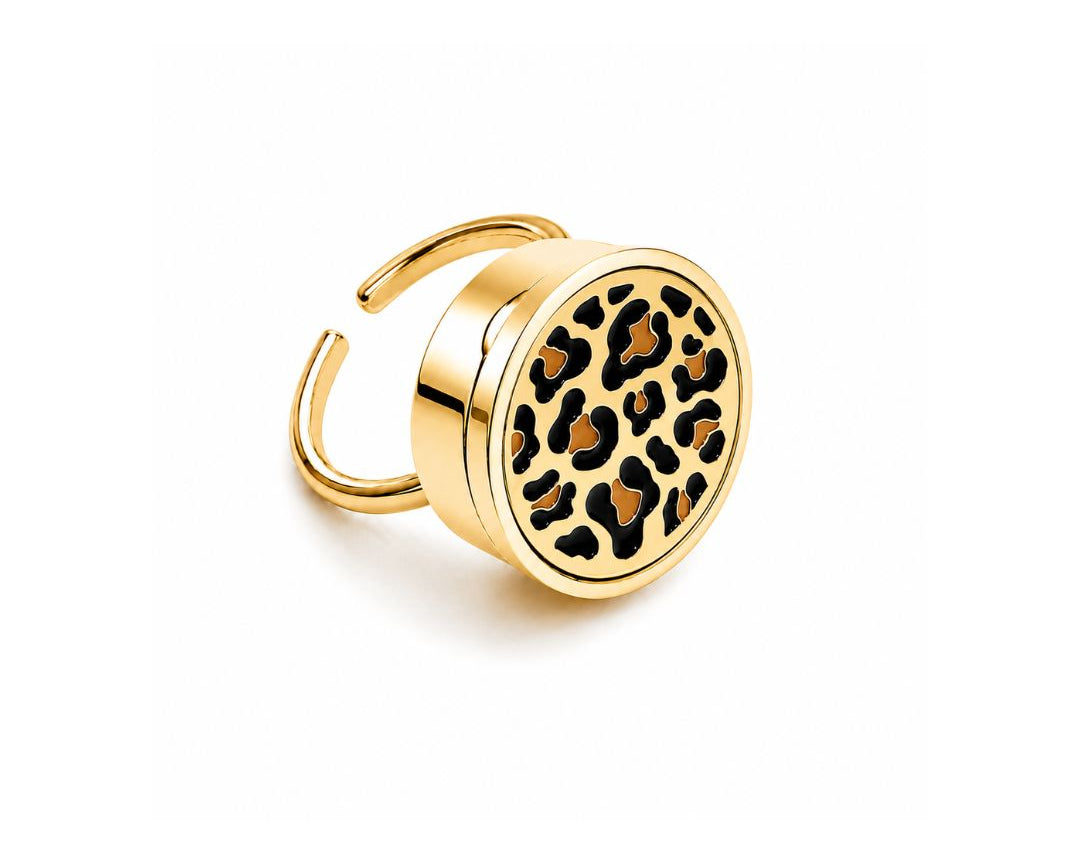 Savannah Lip Balm Ring in 14K Gold