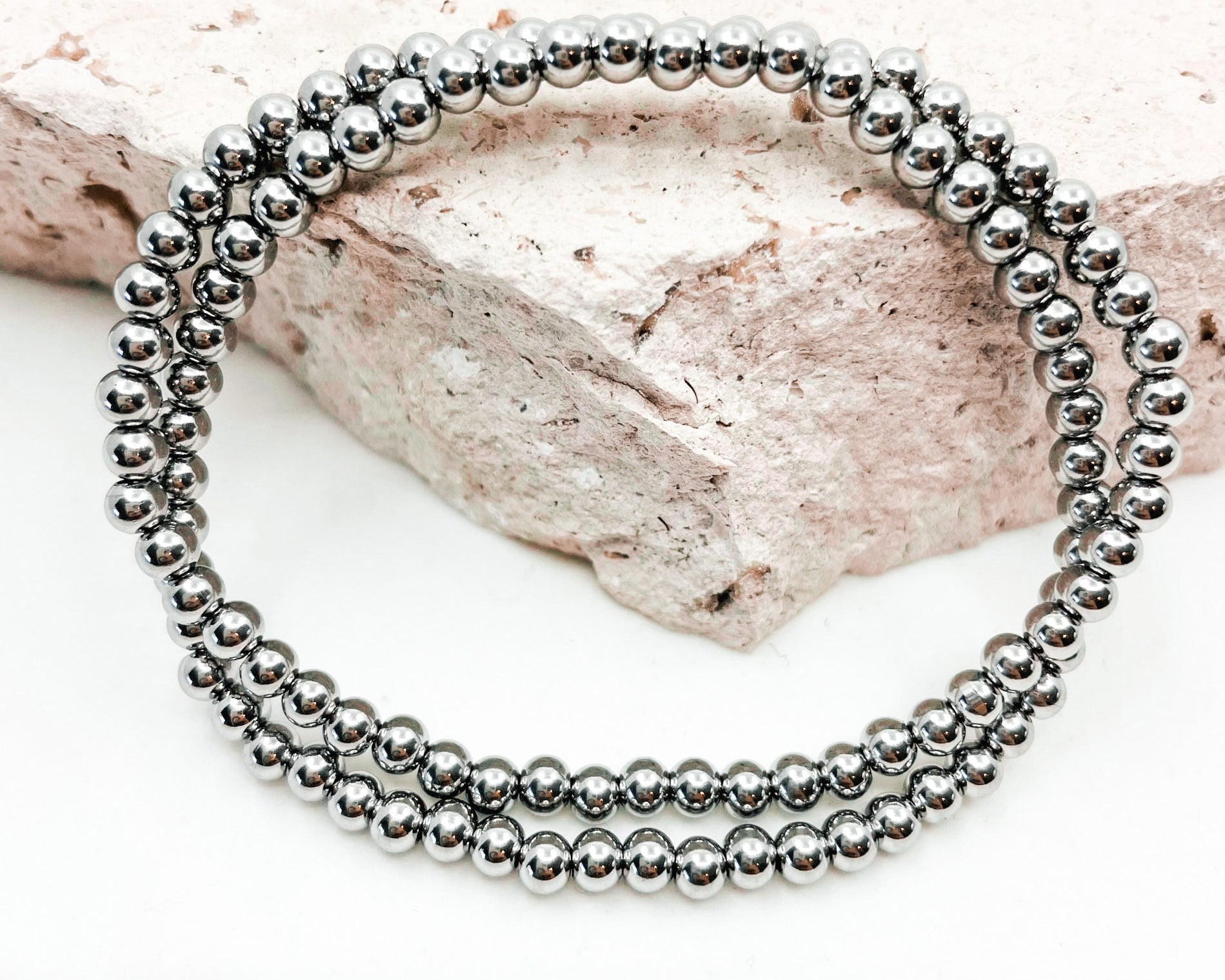 Stackable Bracelet in White Gold - getbalmy
