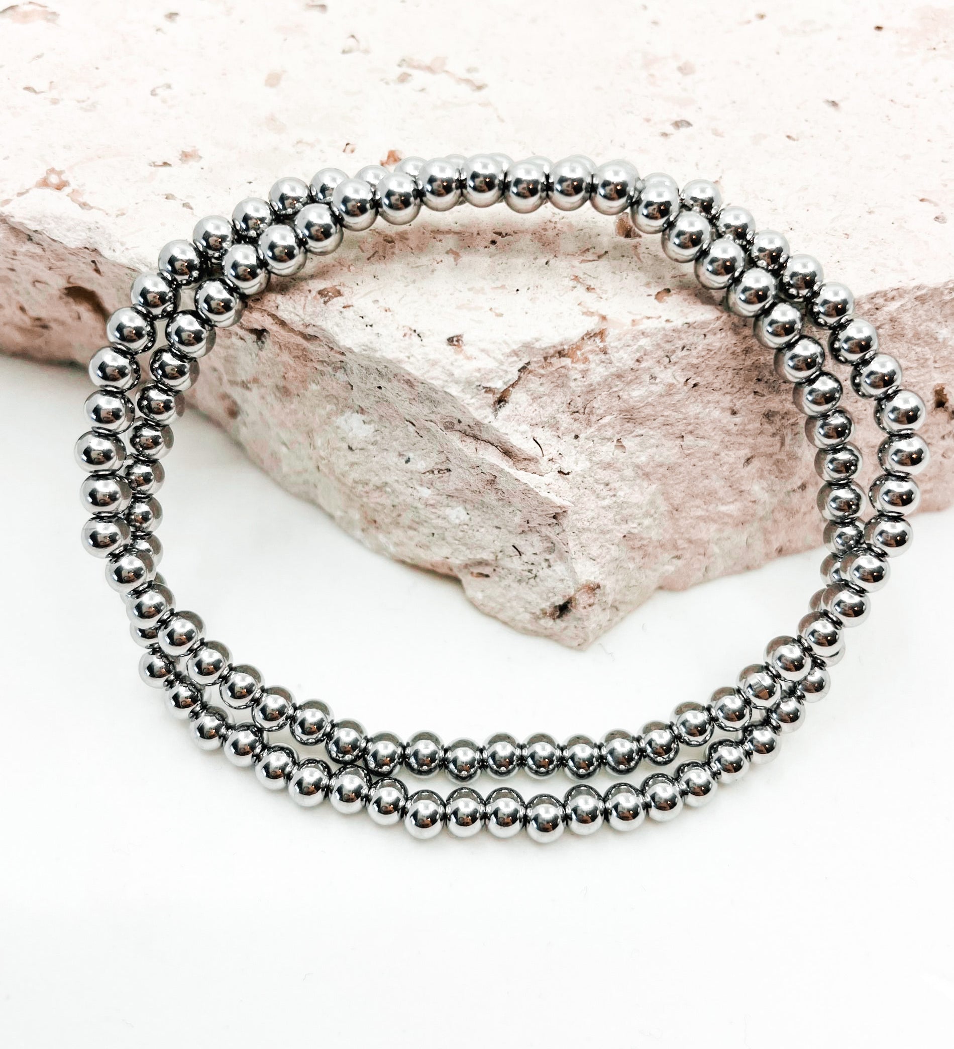 Stackable Bracelet in White Gold - getbalmy